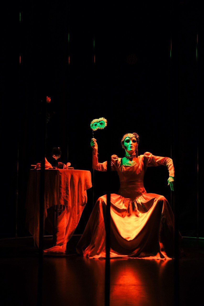 М означает Магритт