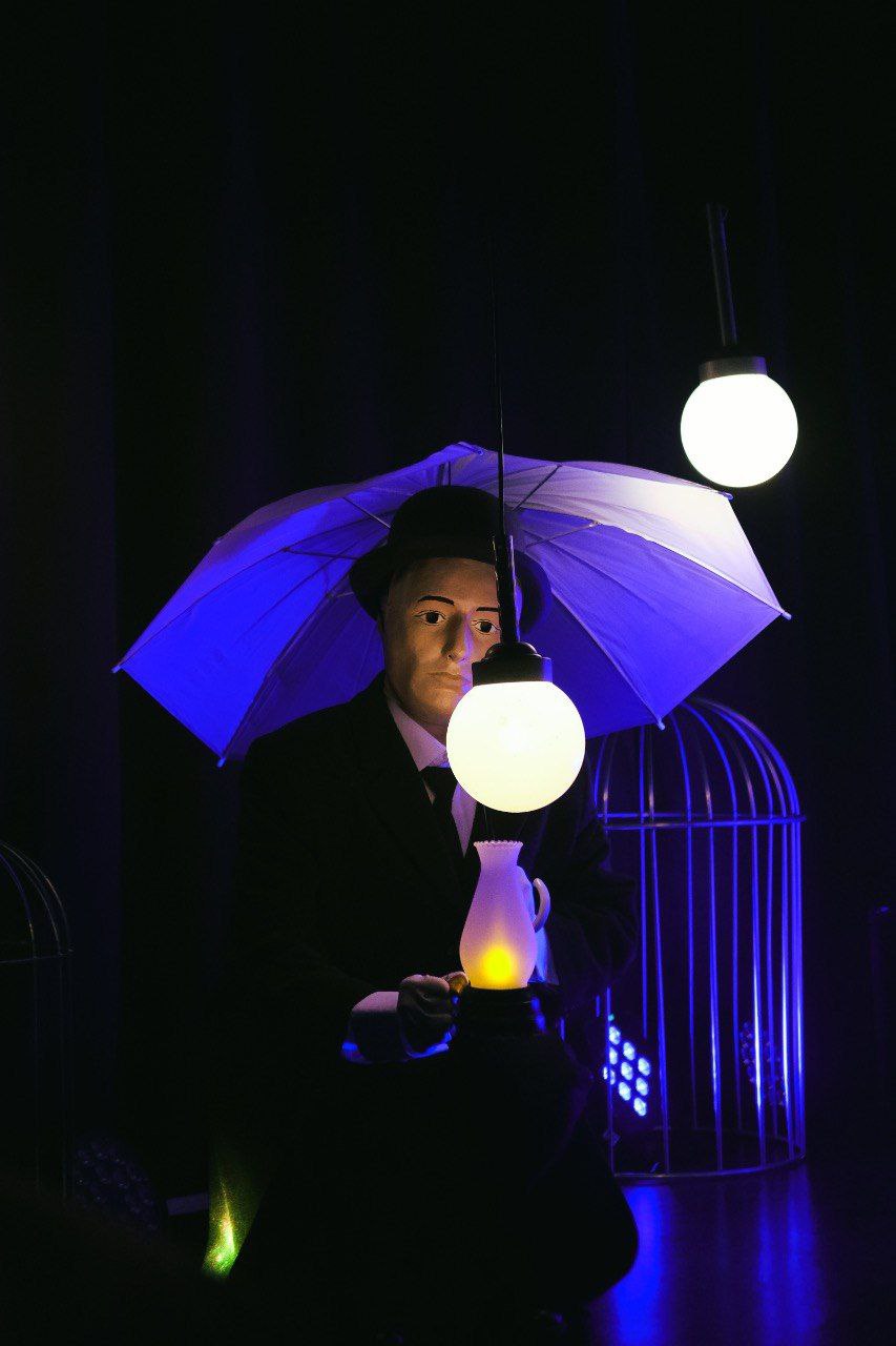 М означает Магритт