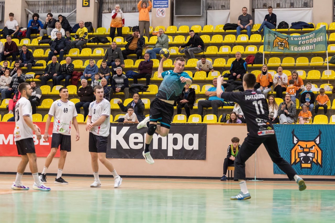 Гандболисты Каустика