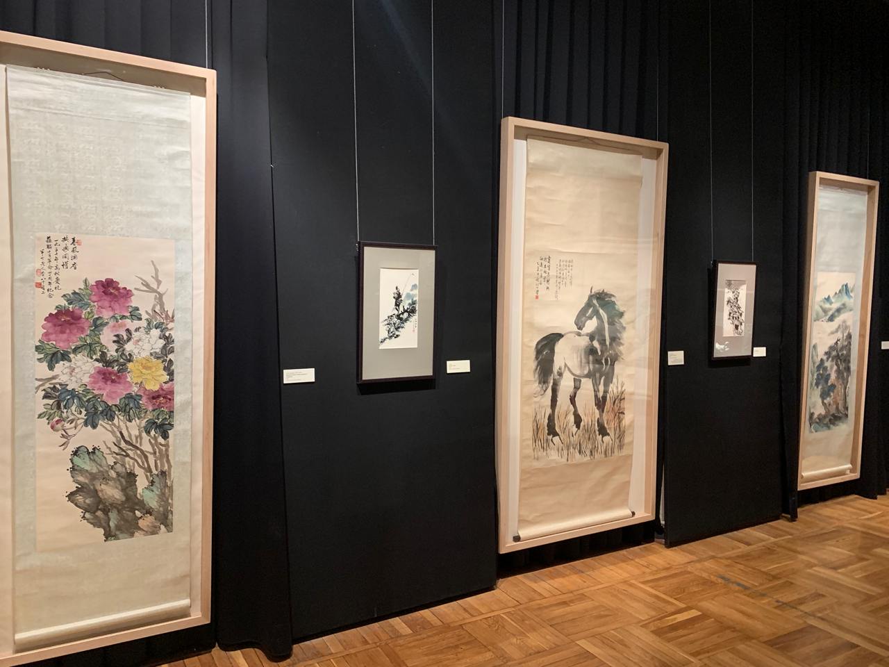 Выставки «Хорошо, что Вы зеленый…» и «Пусть расцветают все цветы»