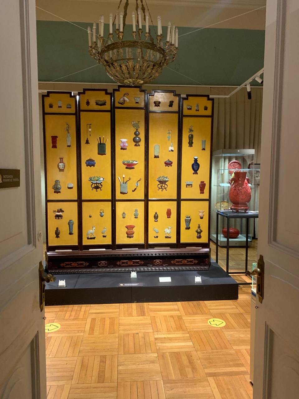 Выставки «Хорошо, что Вы зеленый…» и «Пусть расцветают все цветы»