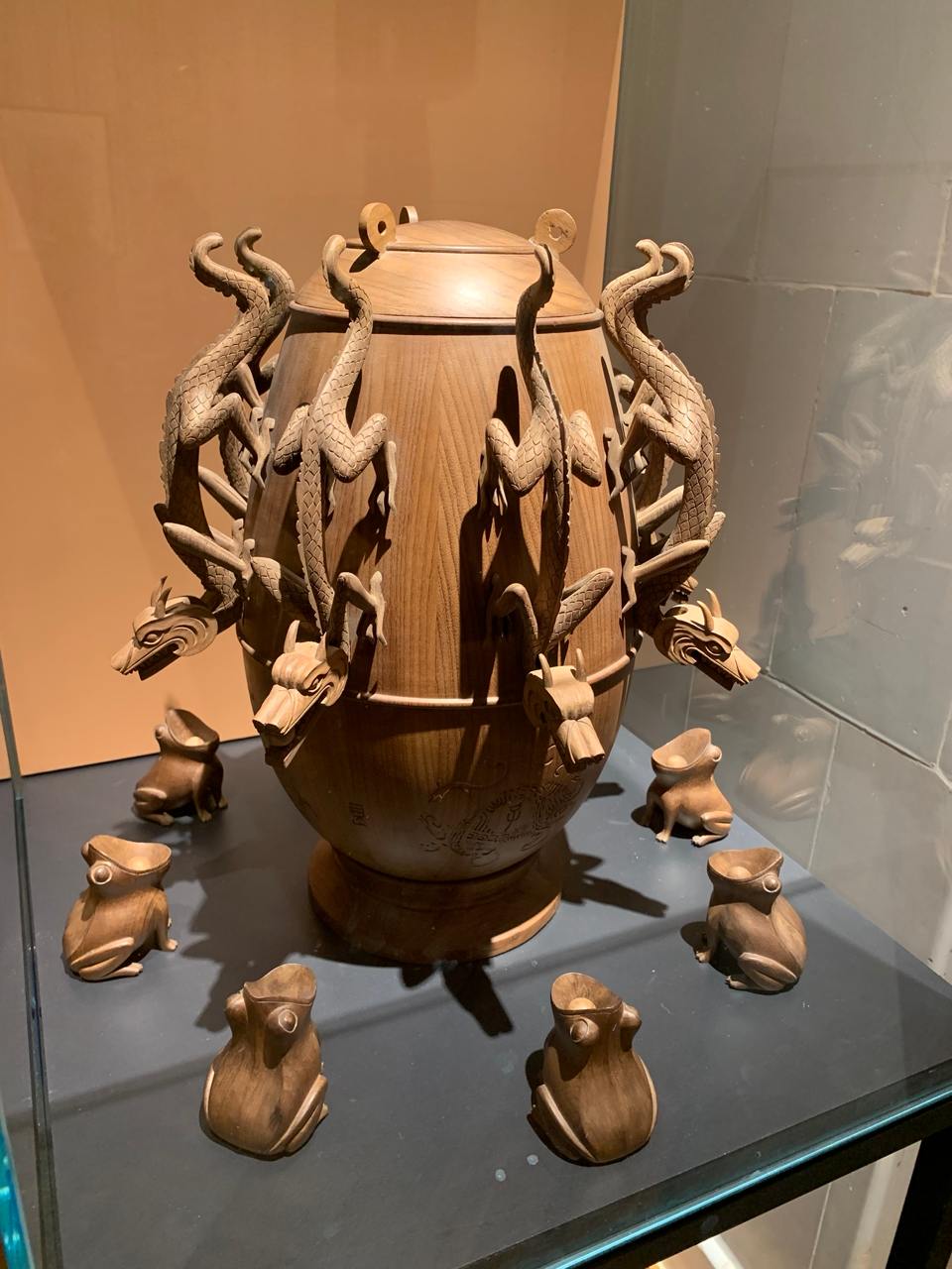 Выставки «Хорошо, что Вы зеленый…» и «Пусть расцветают все цветы»