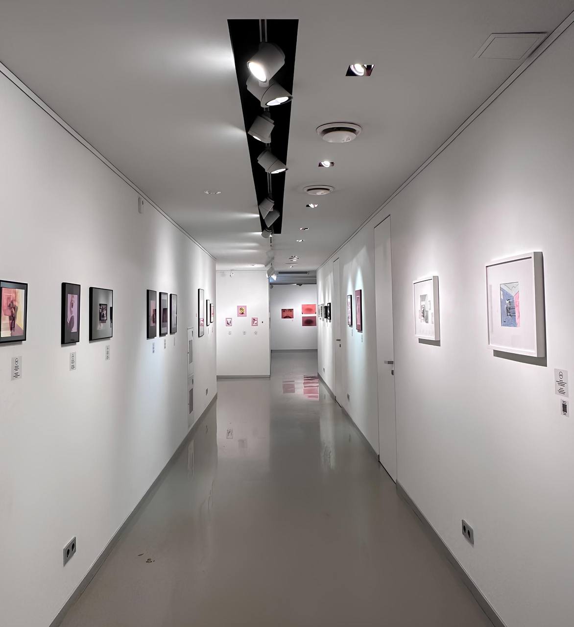 Групповая выставка графики «Ломтик жизни»