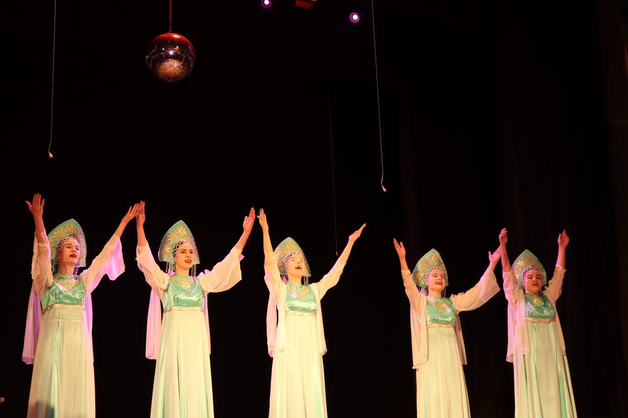 Литературно-драматический спектакль «Василёк»