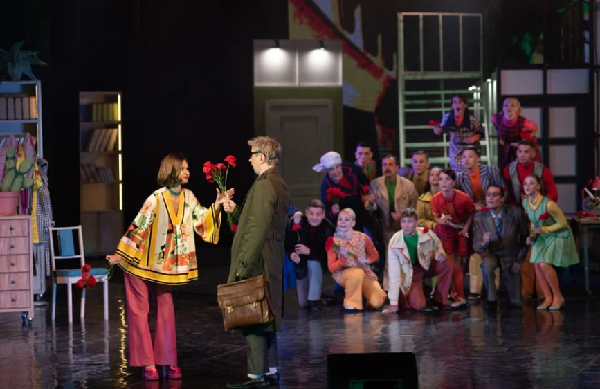 Служебный роман