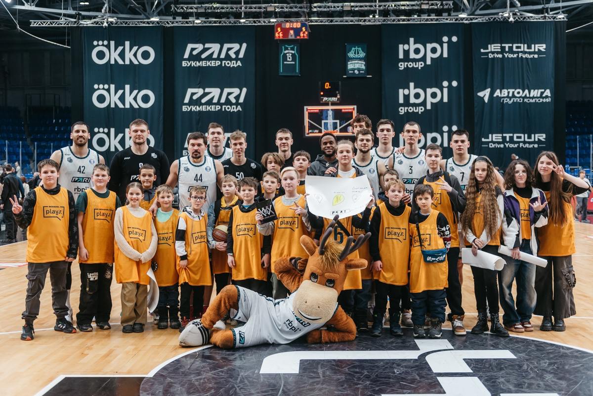 Матч без родителей с Plays.school