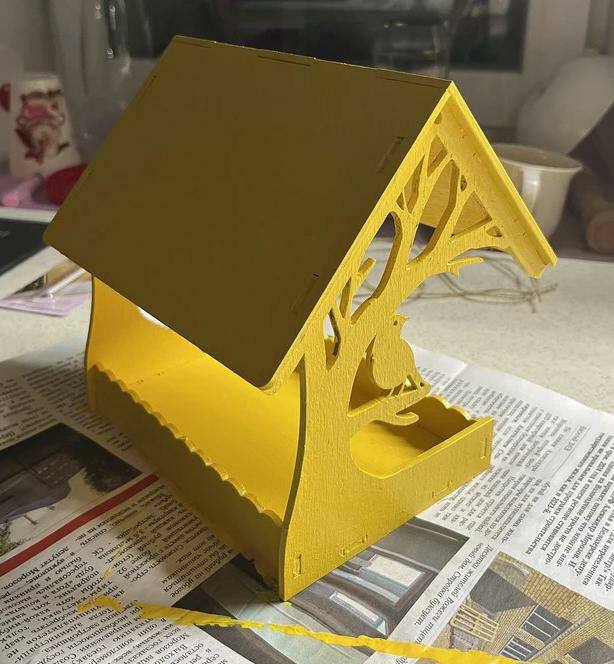 Мастер-класс Екатерины Шкель по росписи кормушки для птиц