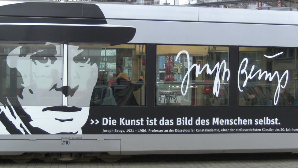 Арт-завтрак с Дмитрием Цветковым "Скандалисты и провокаторы в искусстве: Йозеф Бойс и Марина Абрамович"