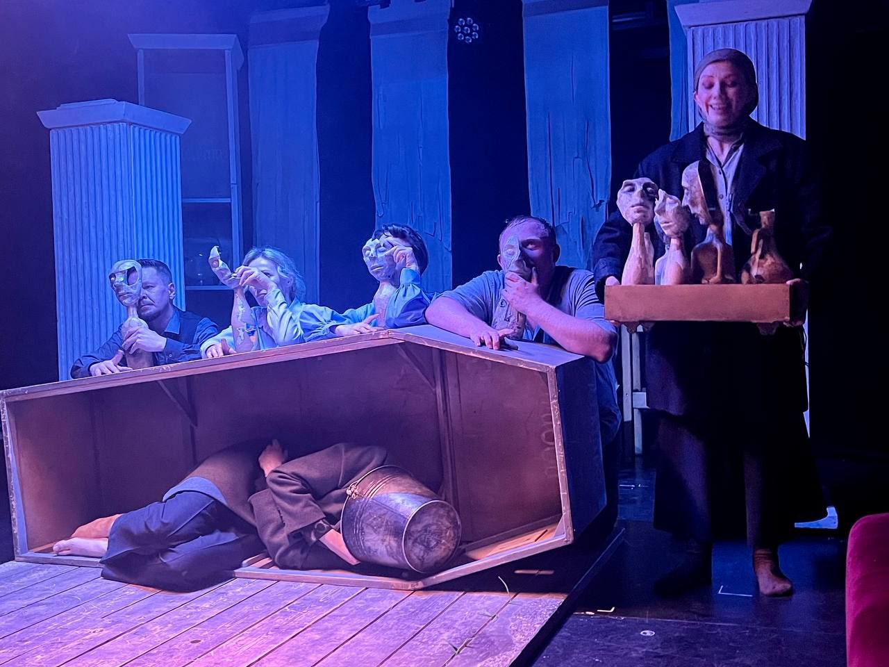 Спектакль "Человек в футляре"