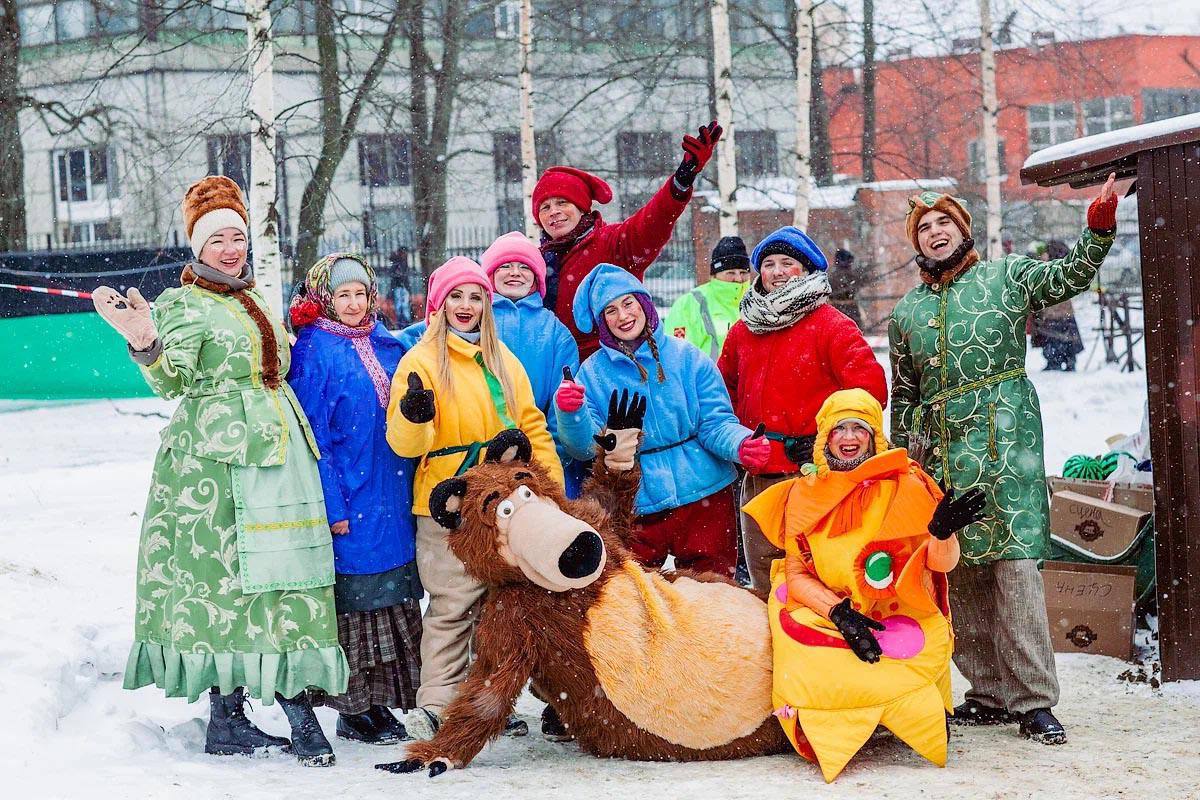 Празднование масленицы в парке имени И.В. Бабушкина