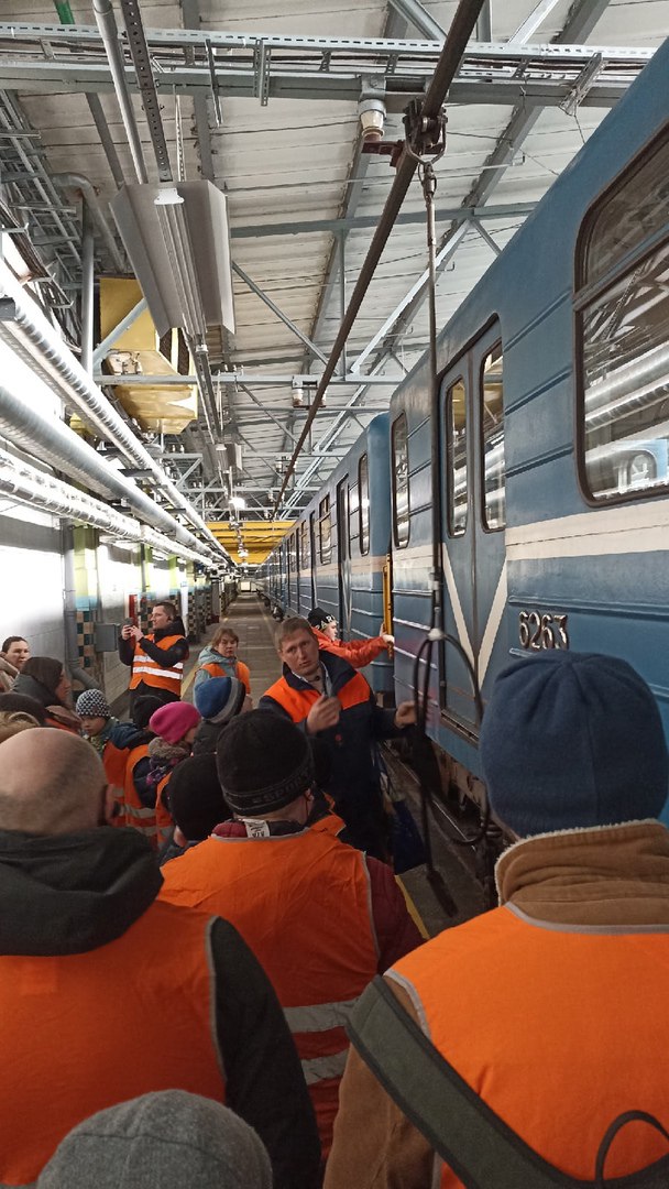 Экскурсия в электродепо "Выборгское"