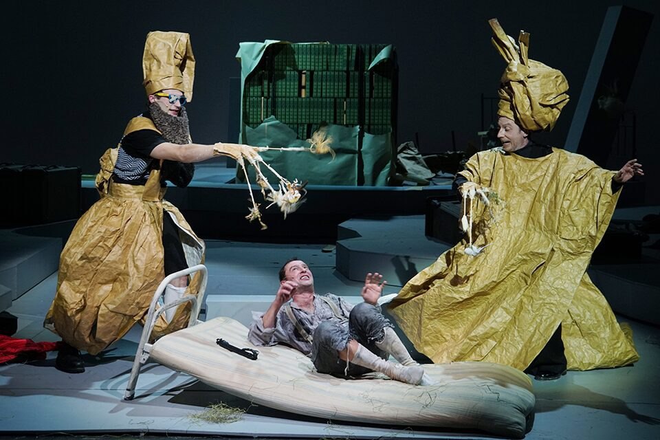 Спектакль «Завещание барона Мюнхгаузена» с Константином Хабенским