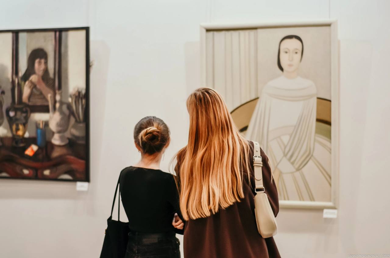 Выставка автопортретов «Два взгляда»