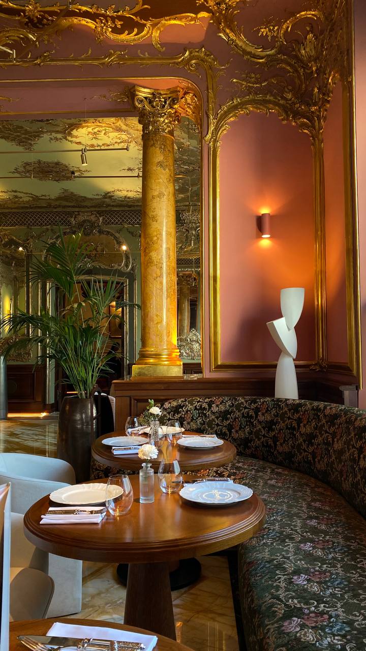 Поем пожалуй в Savoy на Кузнецком