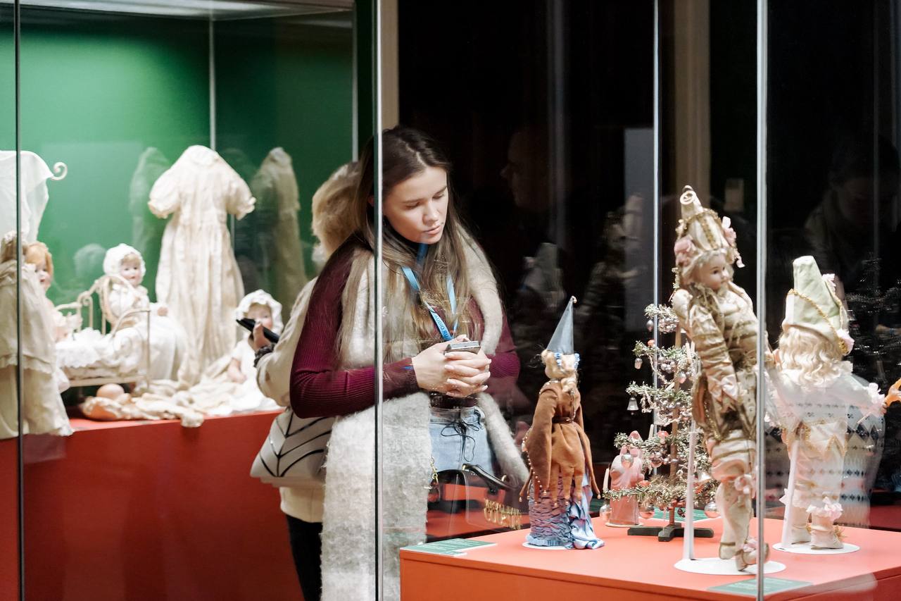 Мир куклы. Игрушки, аксессуары и куклы XIX–XX веков