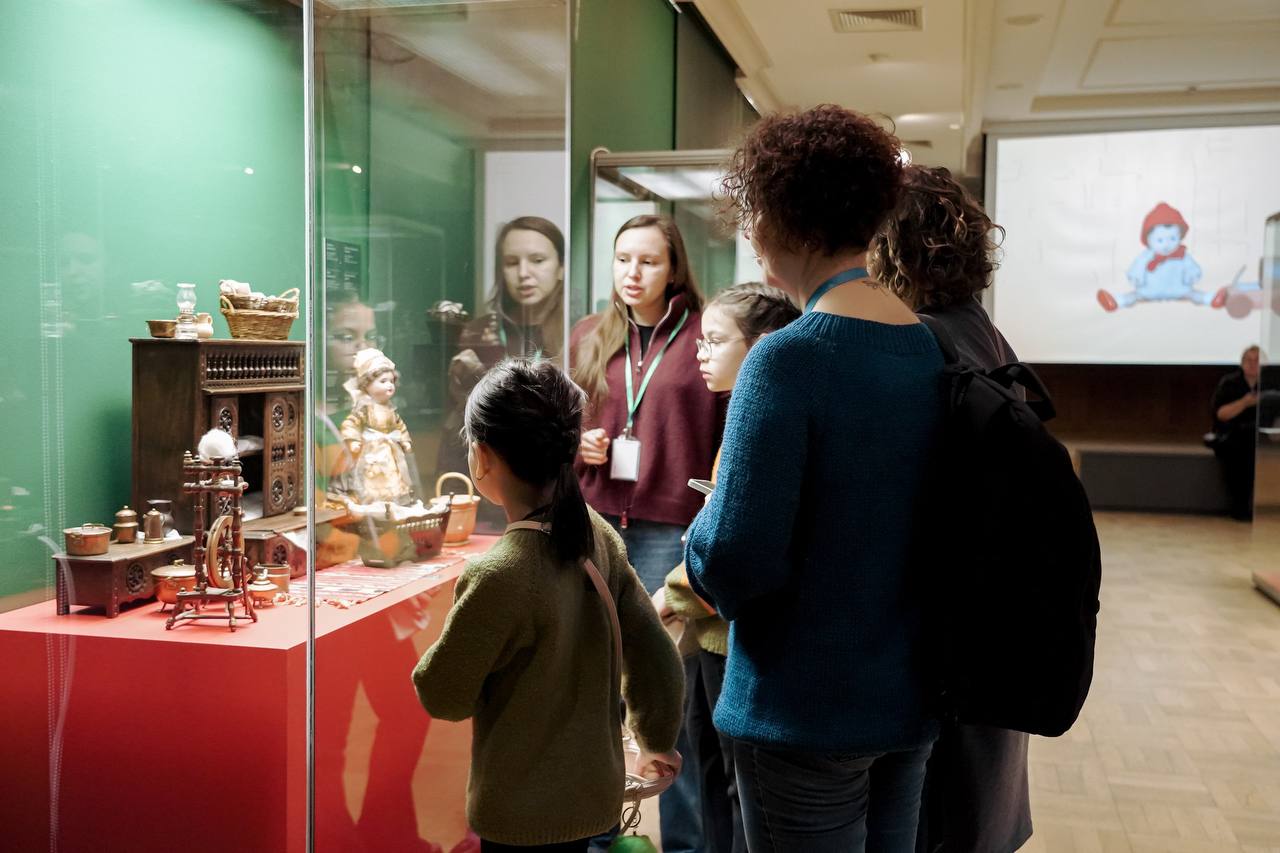 Мир куклы. Игрушки, аксессуары и куклы XIX–XX веков