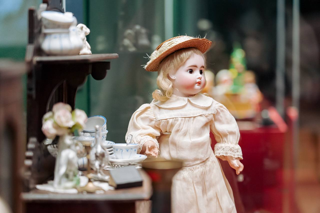 Мир куклы. Игрушки, аксессуары и куклы XIX–XX веков