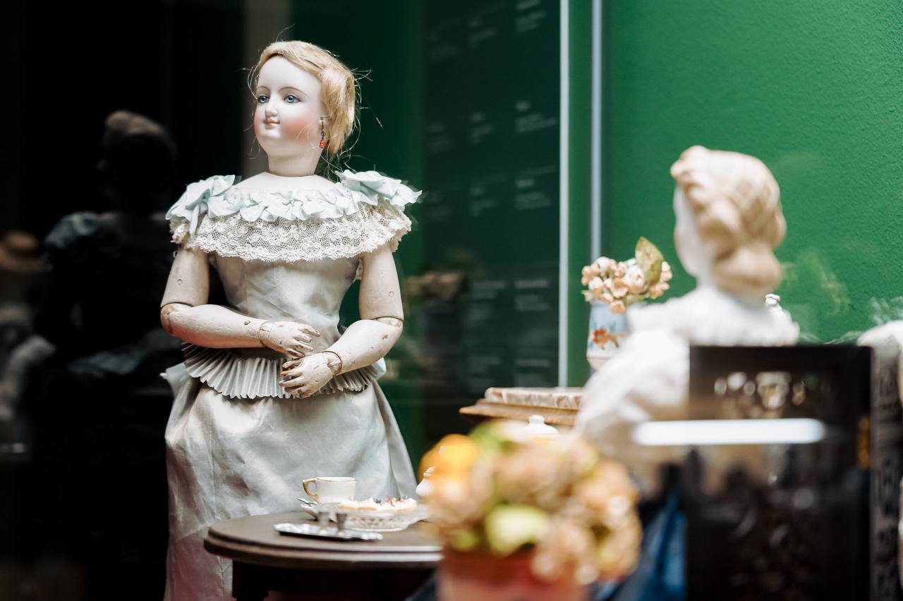 Мир куклы. Игрушки, аксессуары и куклы XIX–XX веков