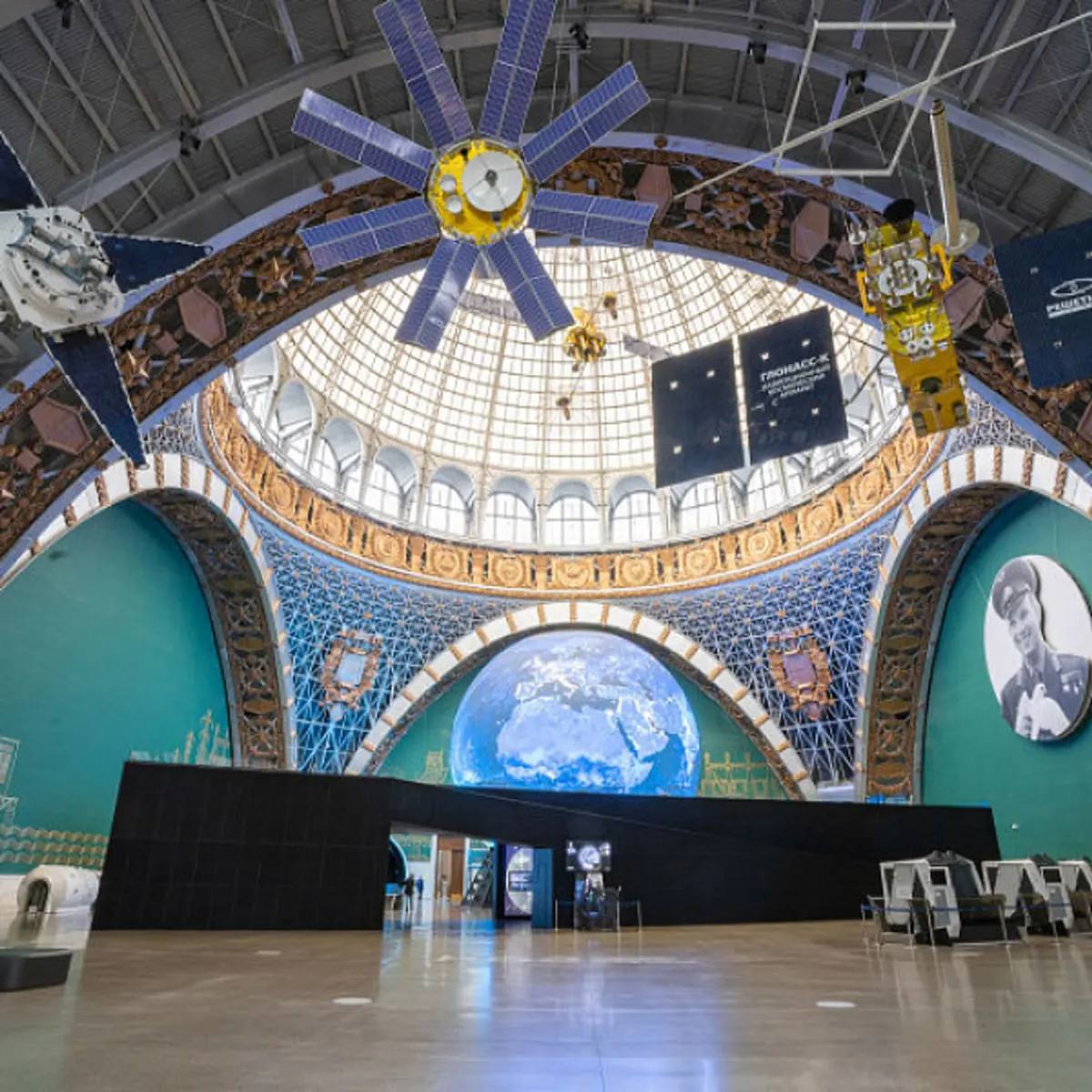 Бесплатные экскурсии ко Дню гида