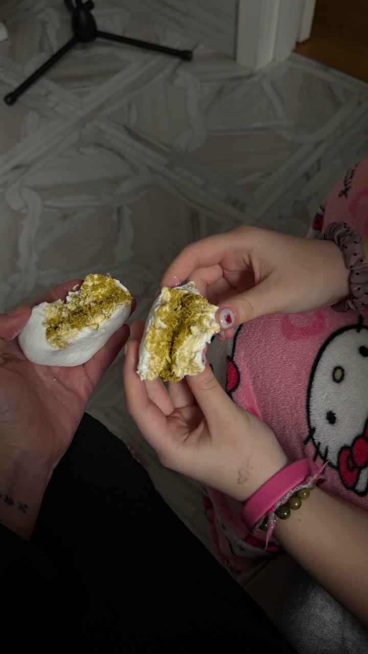 Моти с дубайским шоколадом от Asiatiq