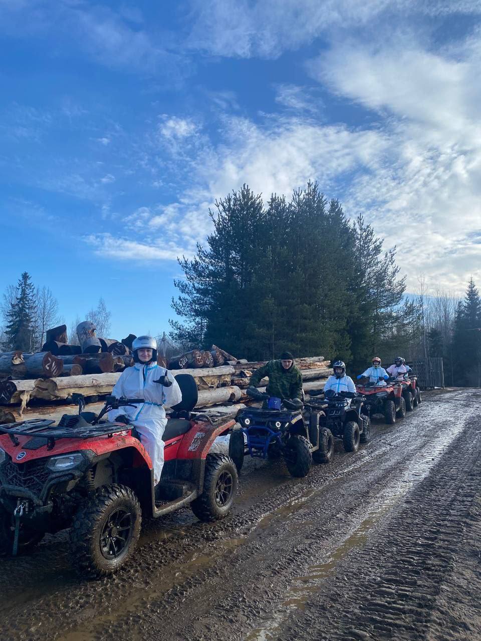 Катание на квадроциклах и снегоходах