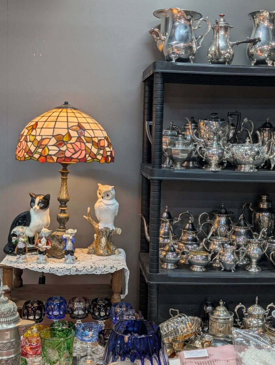 Масштабный блошиный рынок