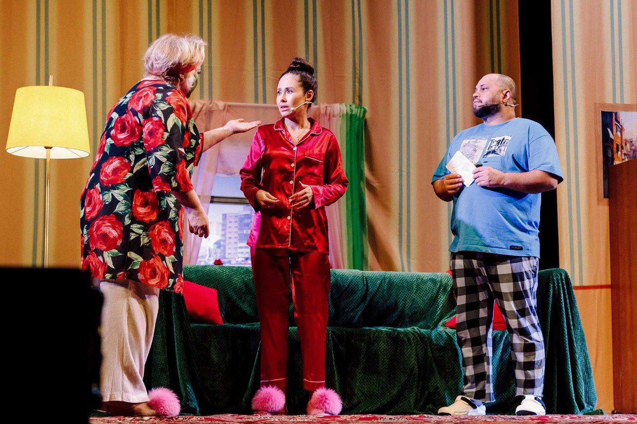 Спектакль «Ни дать, ни зять»