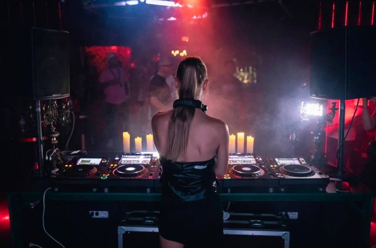 Стильные камерные вечеринки в Gestalt club