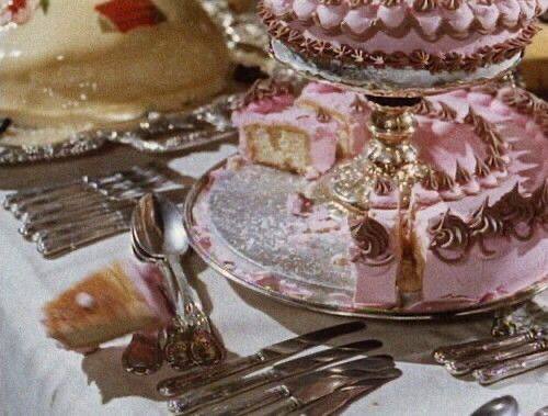 8 марта: утро в Палатах и вечер в кинотеатре, или кинобранч в Особняке