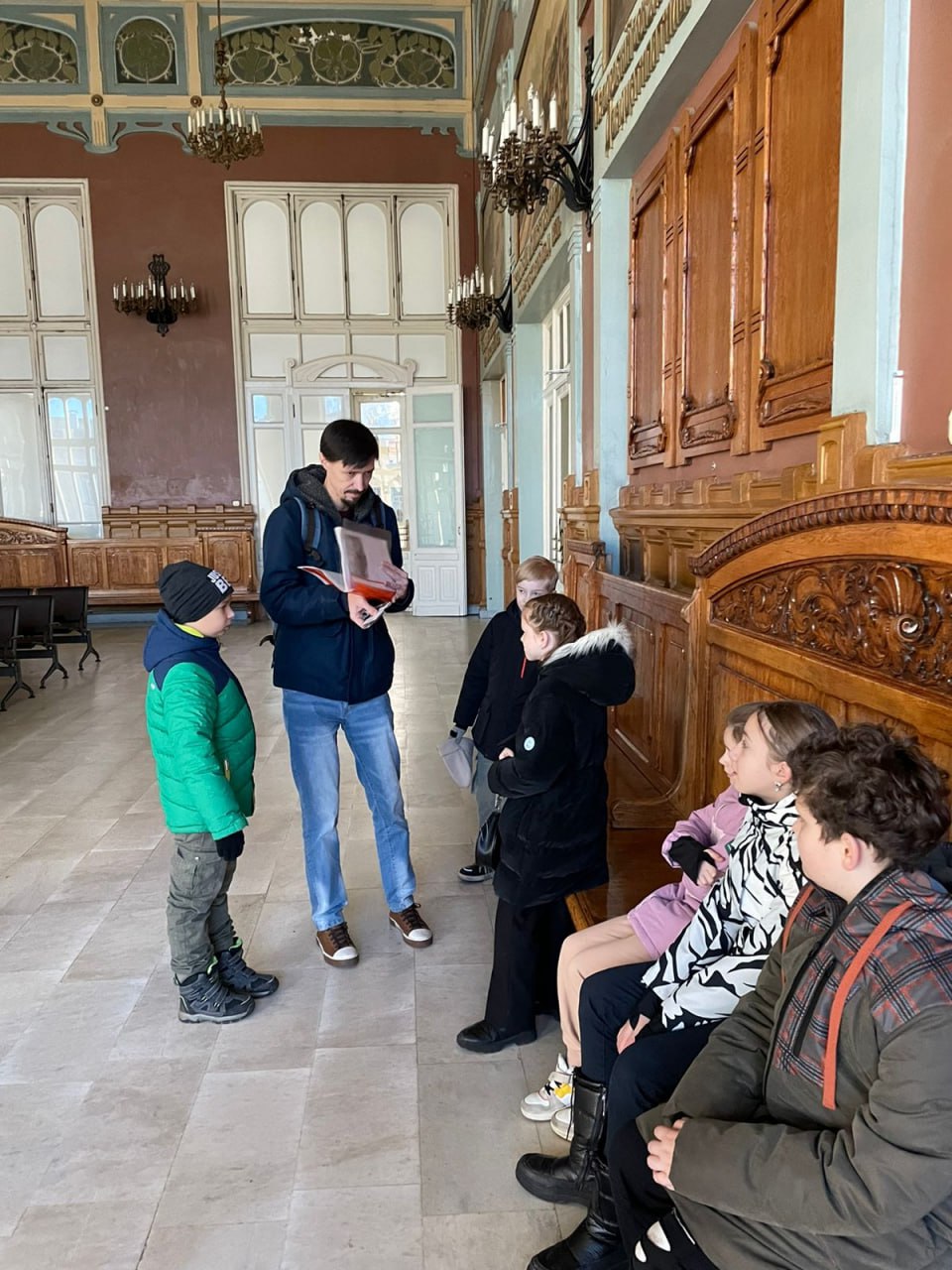 Экскурсия-квест по Витебскому вокзалу: Паровозы, перроны, приключения