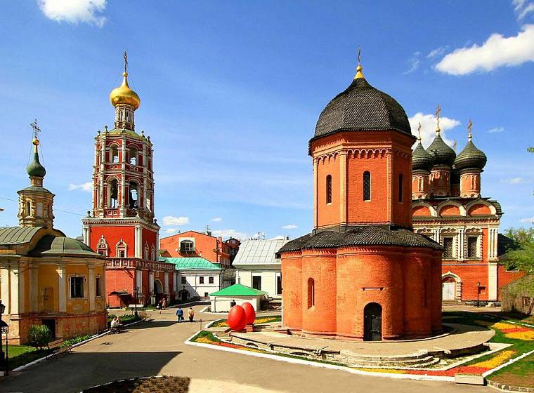 Высоко-Петровский монастырь (с посещением усыпальницы Нарышкиных)