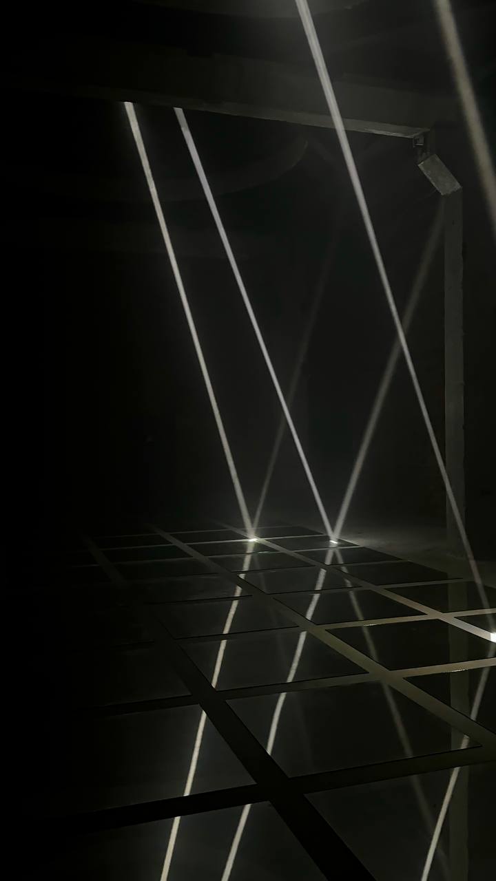 Новая вау-выставка в «Цистерне»