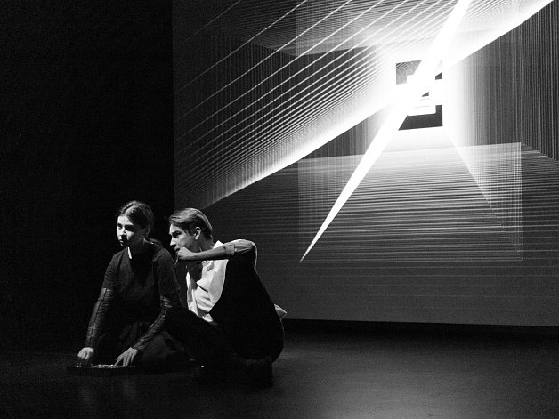 Мультимедийный спектакль «Ходъ»