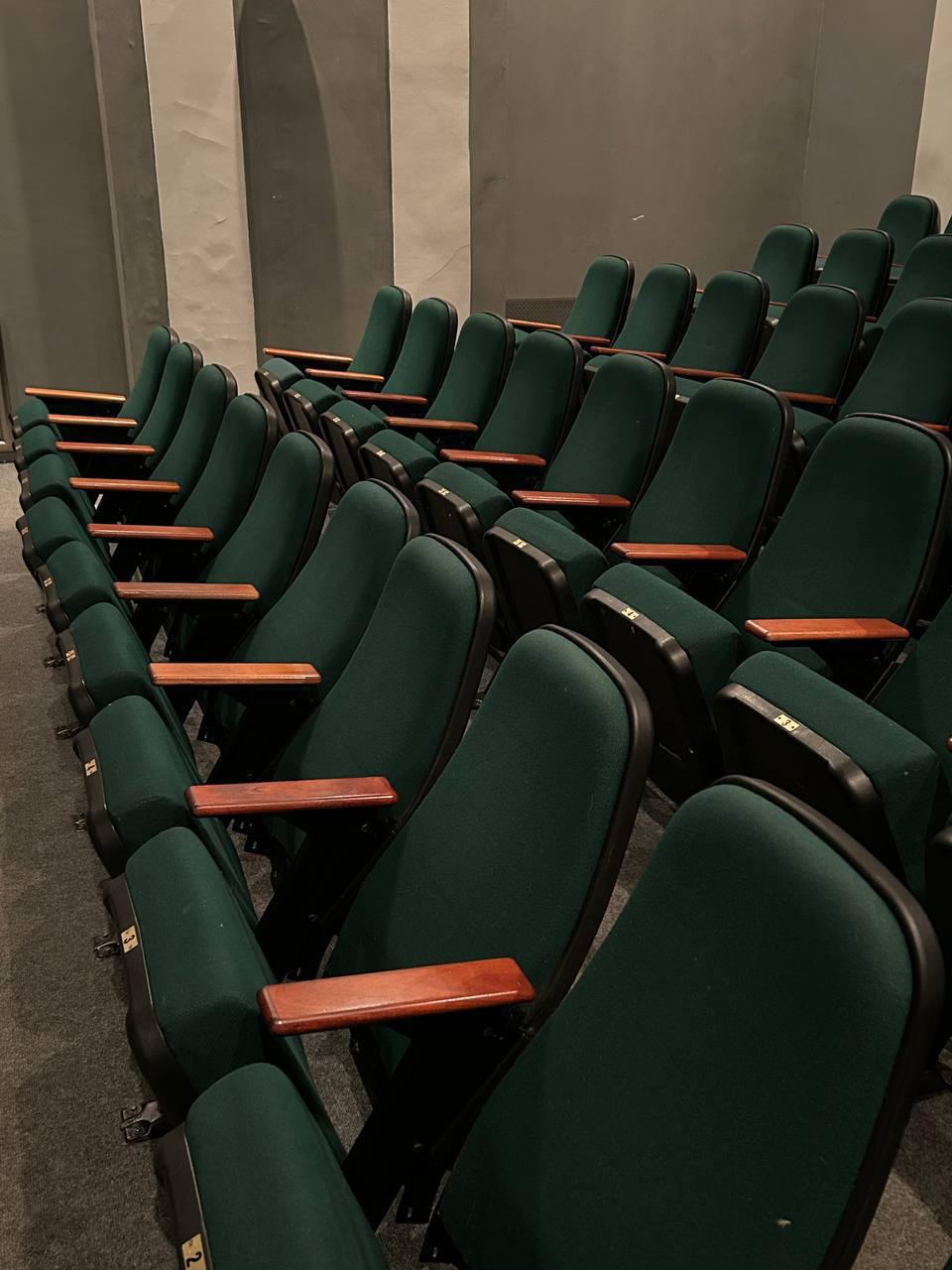 Сходить в кино