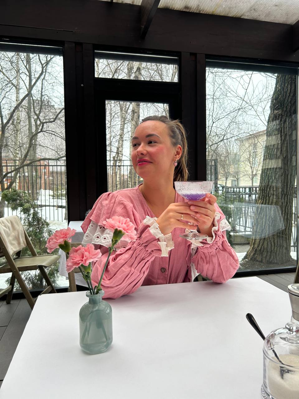 Бранч с коктейлем на террасе в Trevino