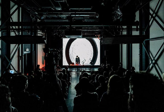 Noiseroom x Birth of Sound - аудиовизуальный концерт