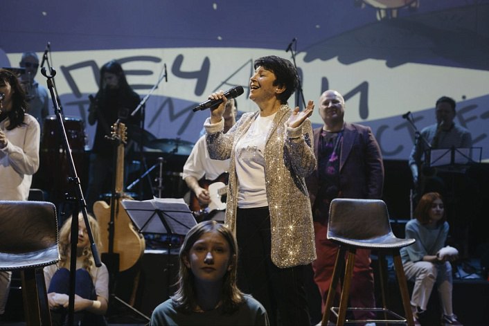 ПЕСНИ ИЗ "СМЕШАРИКОВ" И "ЛЕТАЮЩИХ ЗВЕРЕЙ". Весенний концерт