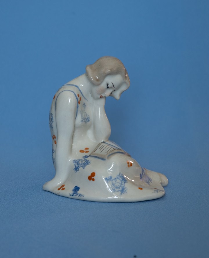 Выставка фарфоровых статуэток советской эпохи