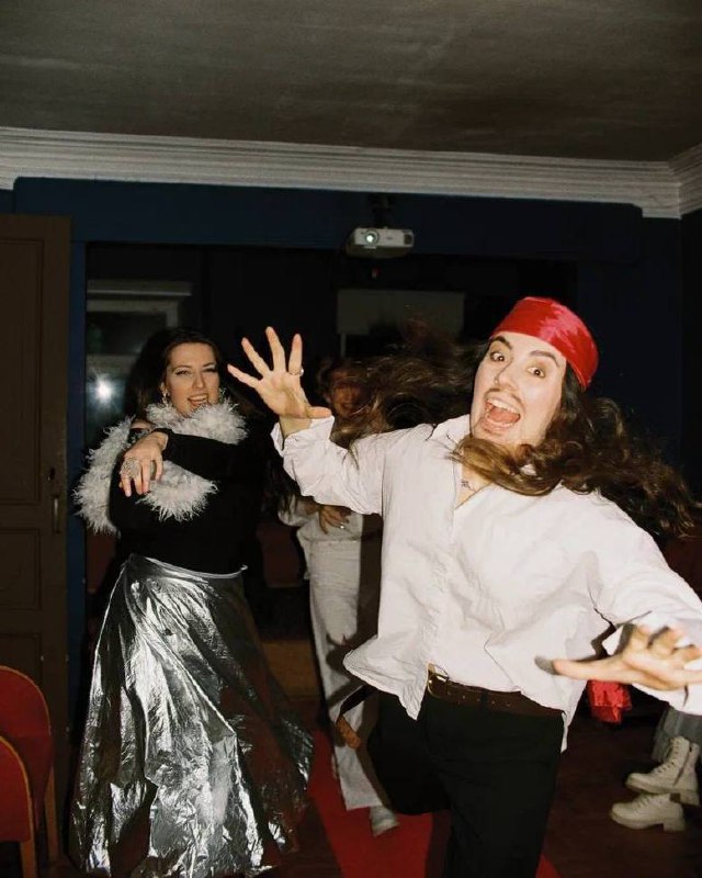 Актерское занятие «я у мамы актер»