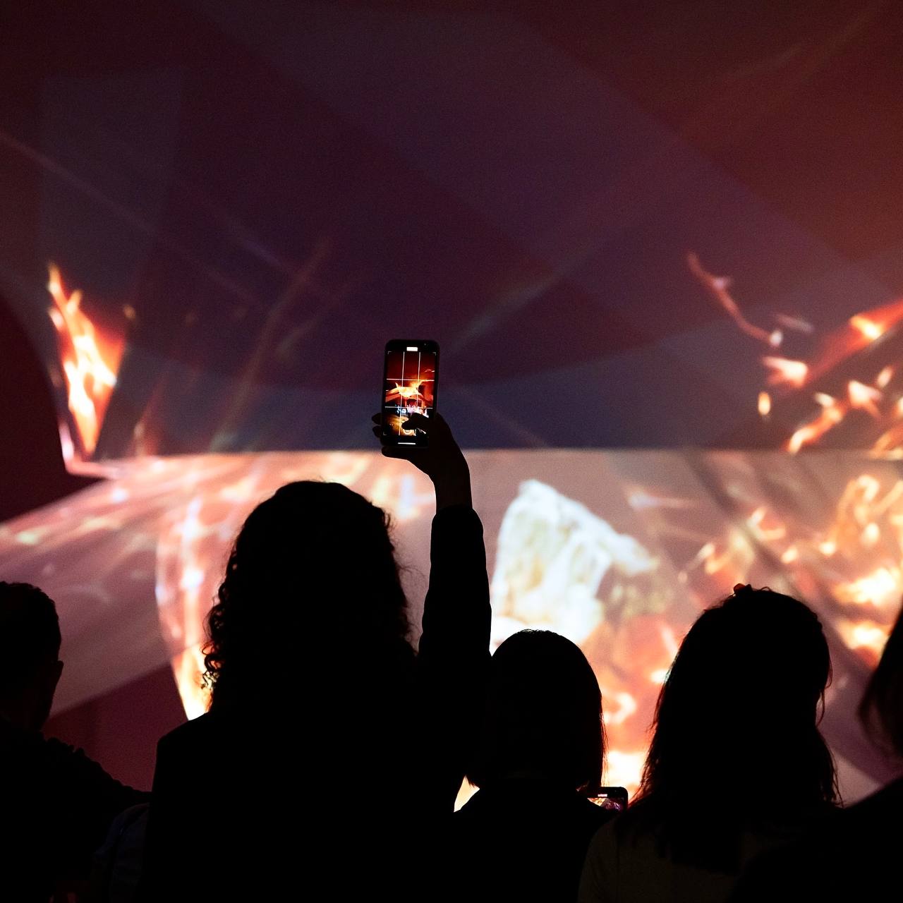 Праздник музыки и света на фестивале INTERVALS 2025