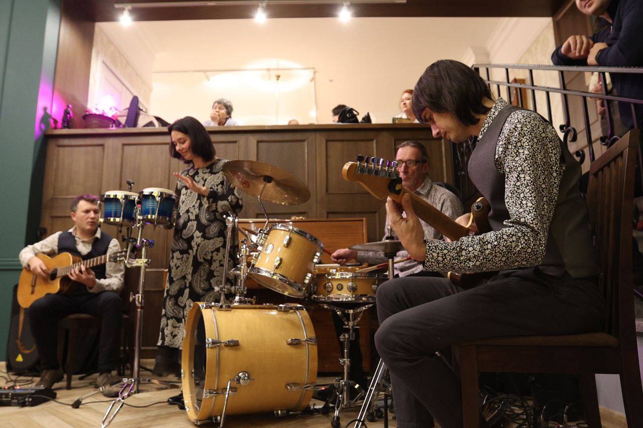 Семейный концерт Baby jazz с группой Las Guitarras Enamoradas