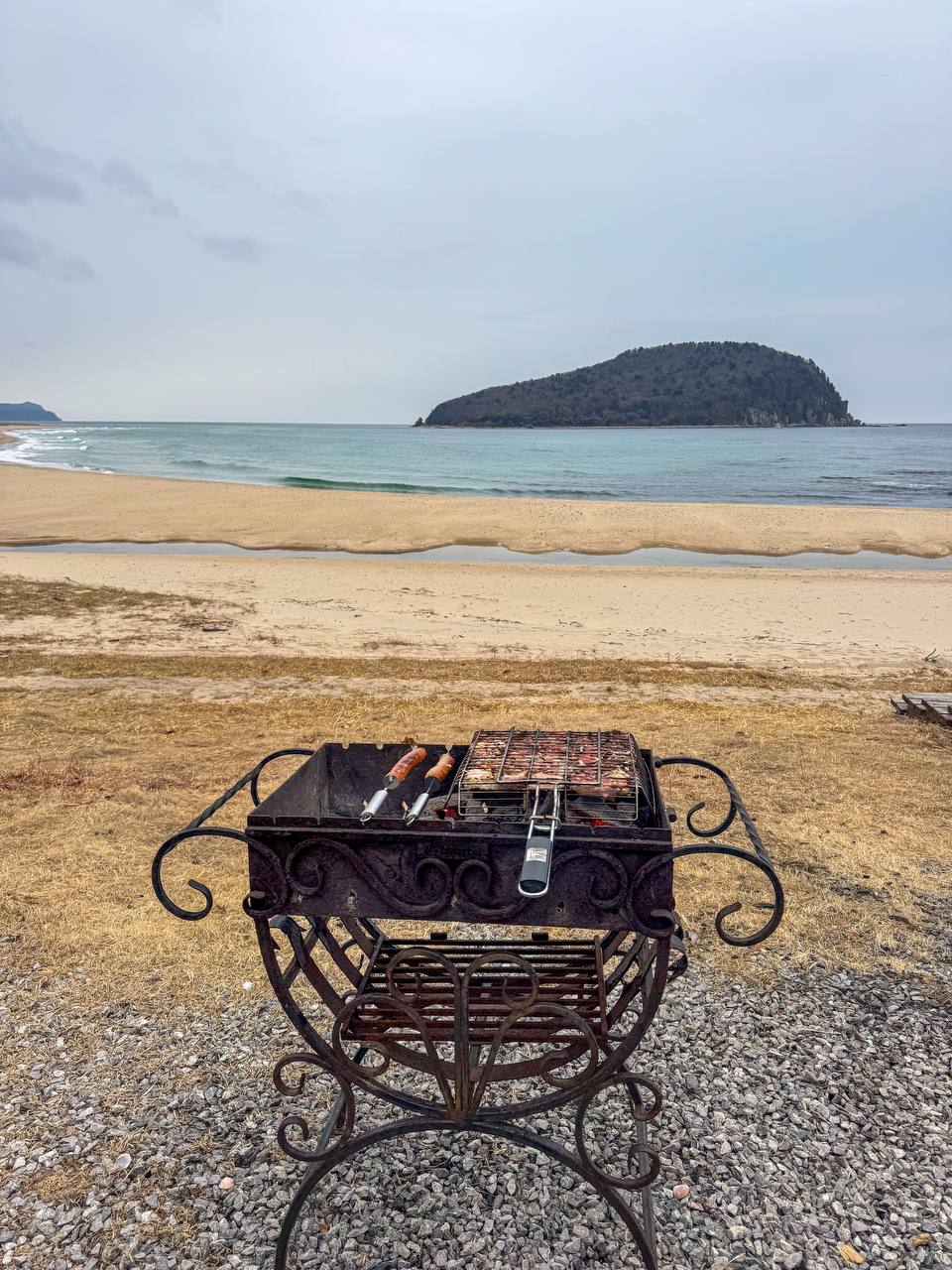 Комфорт-тур в бухты Петрова и Тасовая