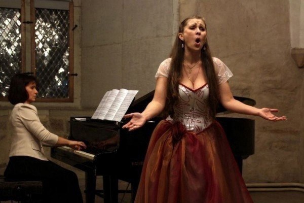 Концерт вокальной музыки "А воздух уж весною дышит..."