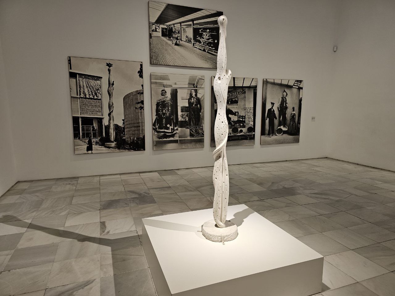 Сальвадор Дали, Пабло Пикассо, Миро, Ларионов, Кандинский, Льюсен Фрейд, Марк Ротко.