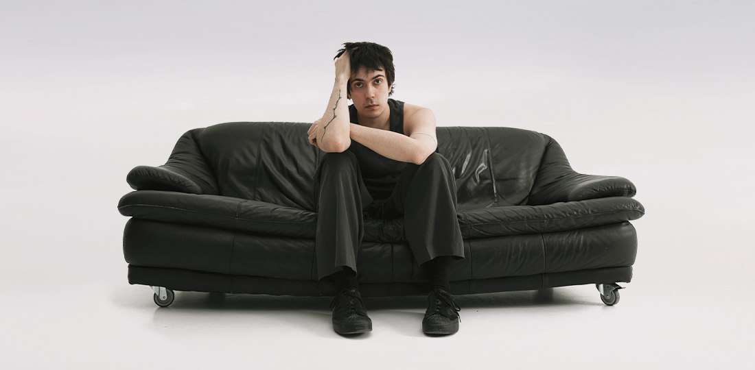 Тима ищет свет