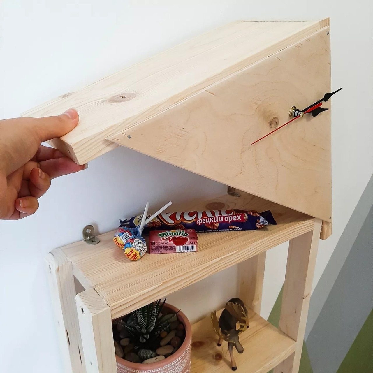 БАШНЯ С ЧАСАМИ