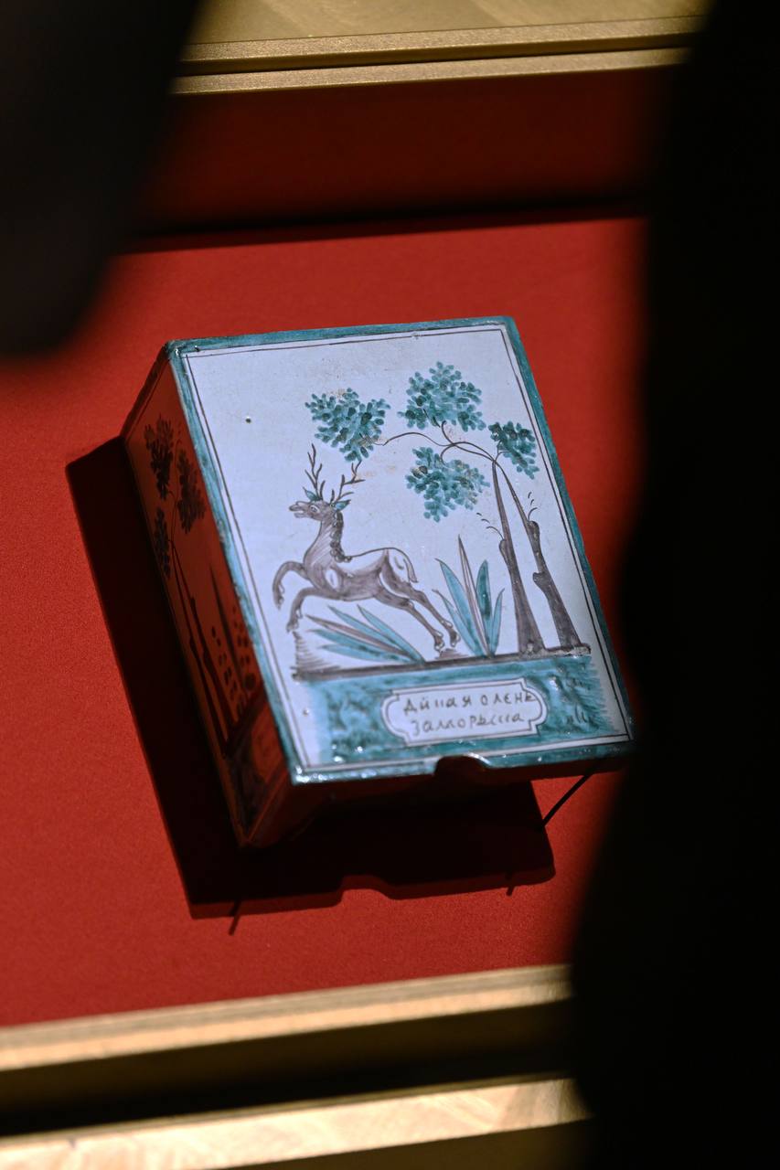 Выставка «Сказочные образы в русской керамике»