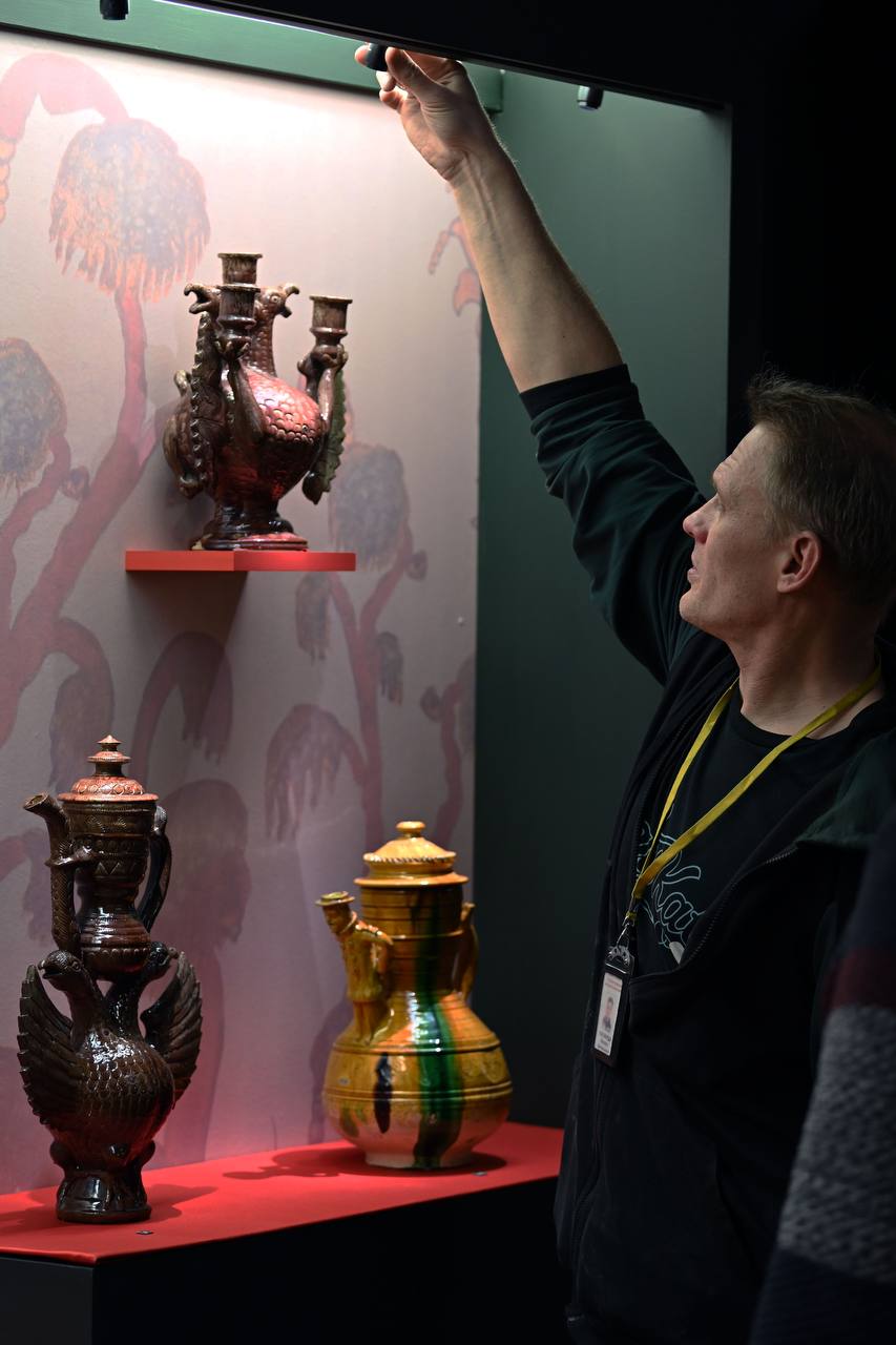 Выставка «Сказочные образы в русской керамике»