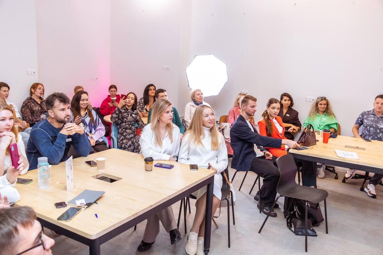 Сообщество СВОИ: возможности на открытом микрофоне