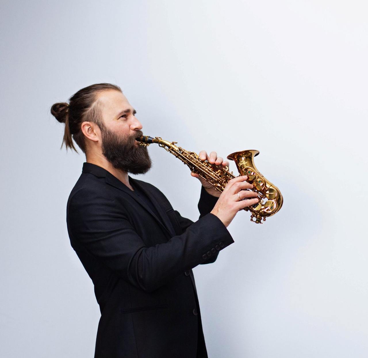 Выступление Тимура Некрасова - саксофон